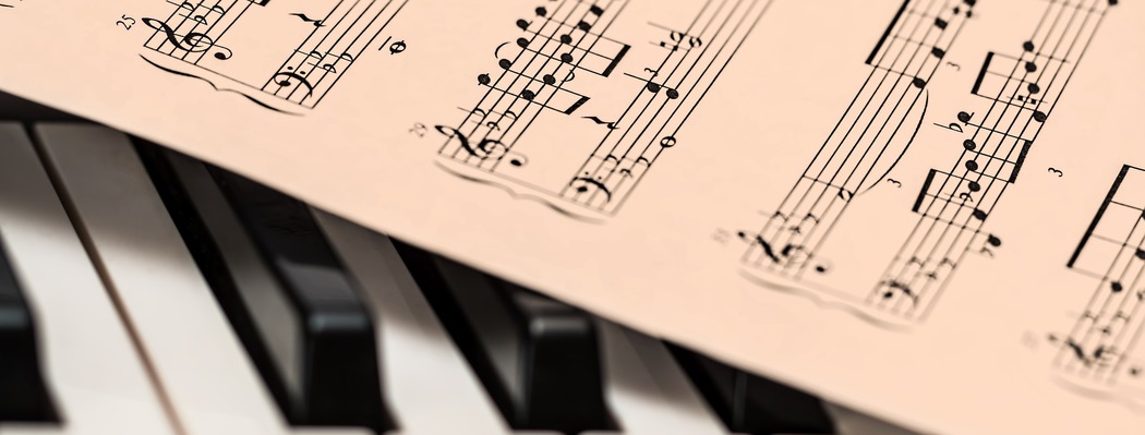 piano-1655558-1920_1050x399_crop_478b24840a